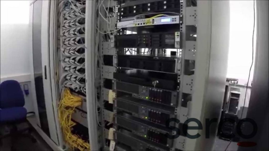 توريد و تركيب تجهيزات غرف السيرفر Server room